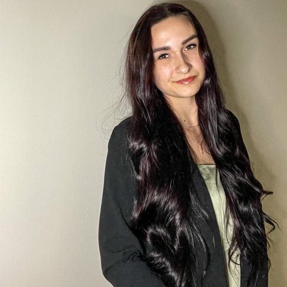 Meet the Posher! Melissa 🫶🏻 - Picture 1 of 1